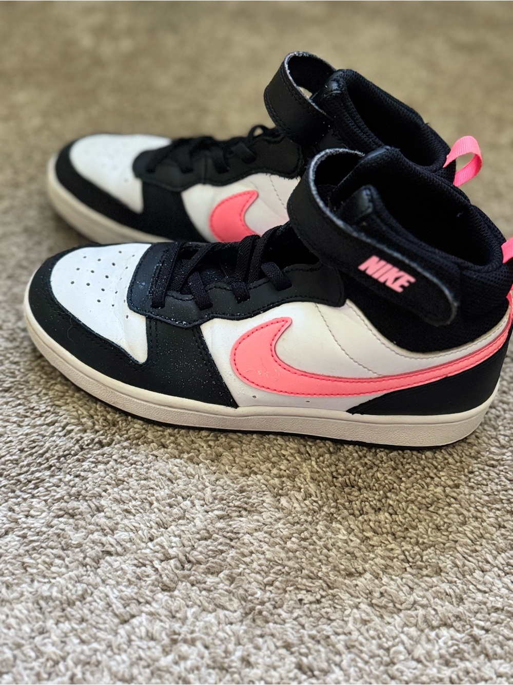 Nike Court Borough Mid 2
